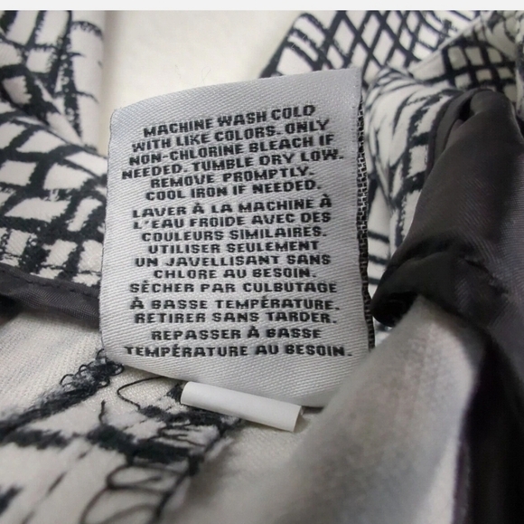 AVA & VIV W Capri Slacks White Black Abstract Plaid Bold Office - Picture 4 of 5